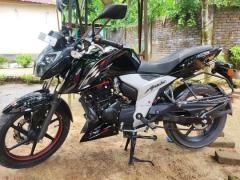 TVS Apache RTR 160 4V